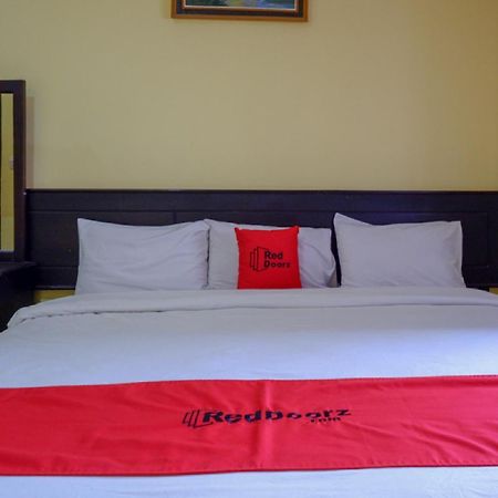 فندق Reddoorz Near Citraland Waterpark Kendari Lepoleop المظهر الخارجي الصورة