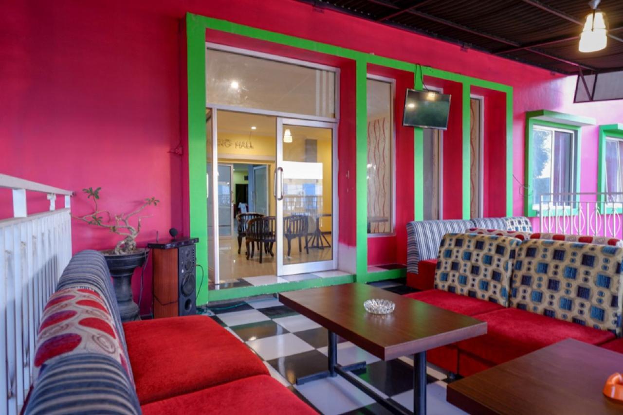 فندق Reddoorz Near Citraland Waterpark Kendari Lepoleop المظهر الخارجي الصورة