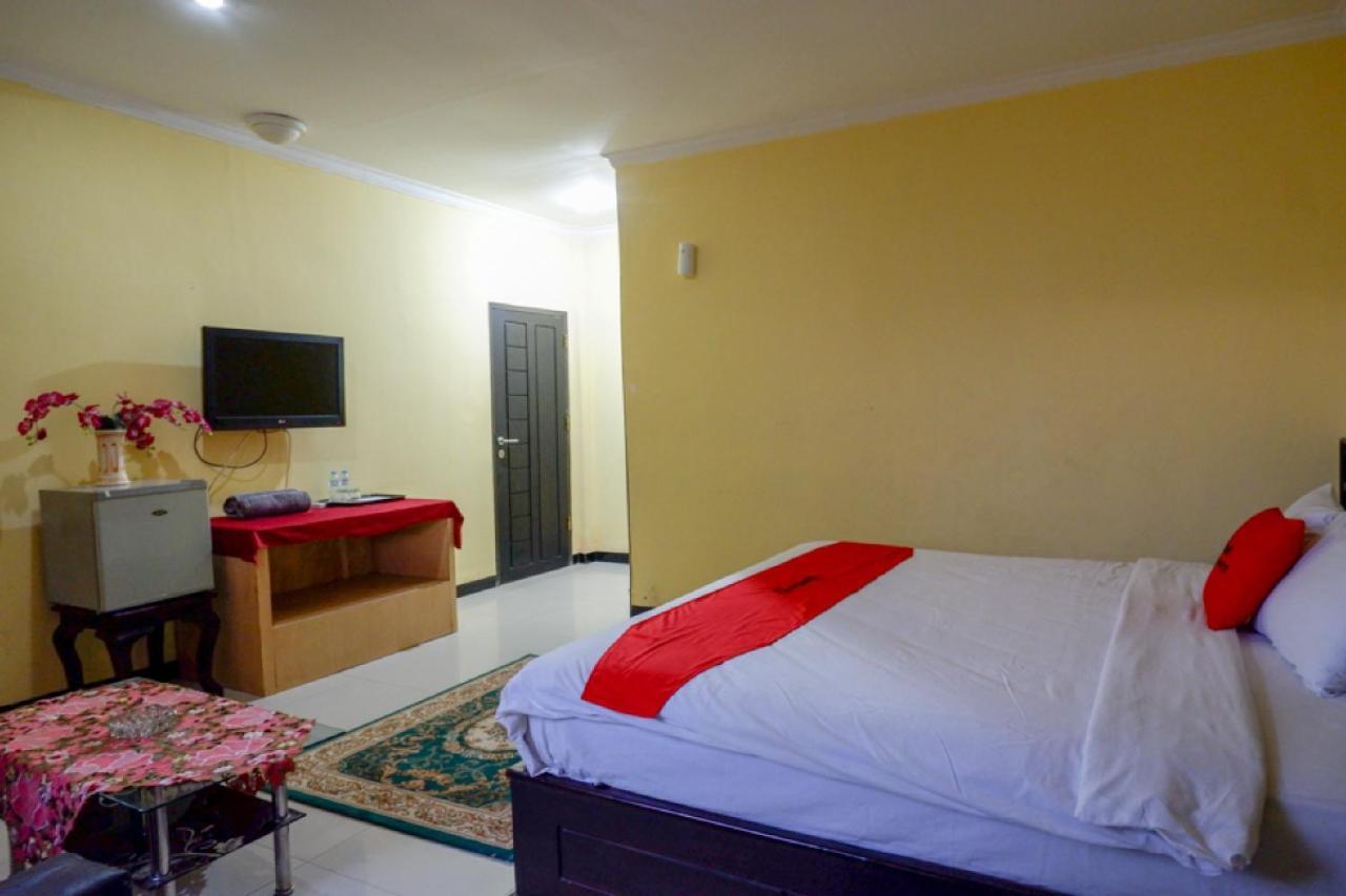 فندق Reddoorz Near Citraland Waterpark Kendari Lepoleop المظهر الخارجي الصورة